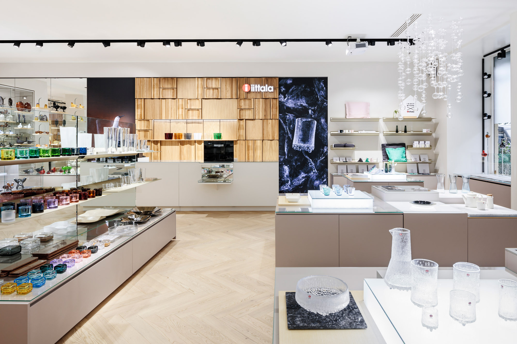 Iittala | In-store Brand Image Iittala | In-store Brand Image